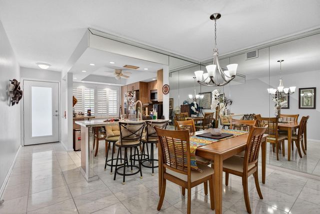 3002 Portofino Isle E3, Coconut Creek, FL 33066