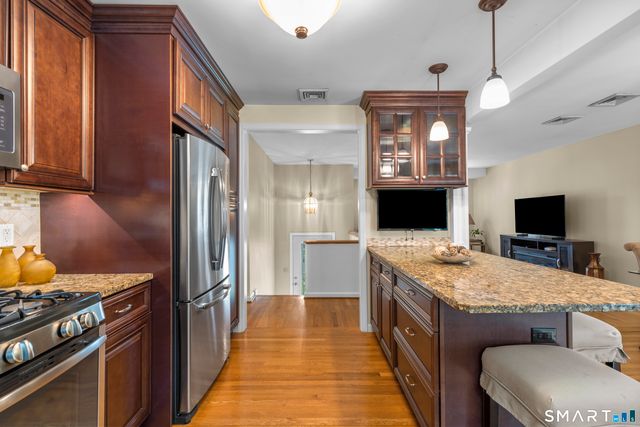 140 Flower Drive, Hamden, CT 06518