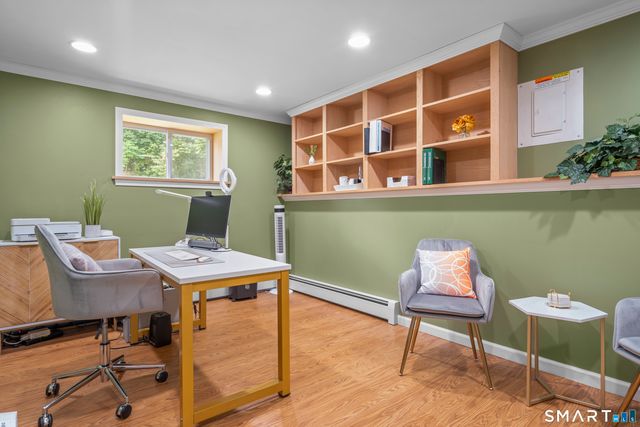 140 Flower Drive, Hamden, CT 06518