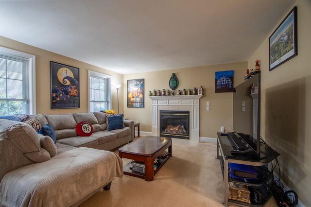 61 Marathon Way, Manchester, NH 03109