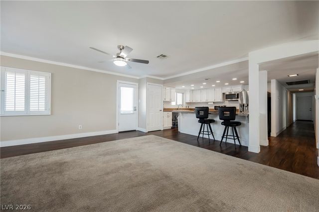 230 West Rochell Drive, Henderson, NV 89015