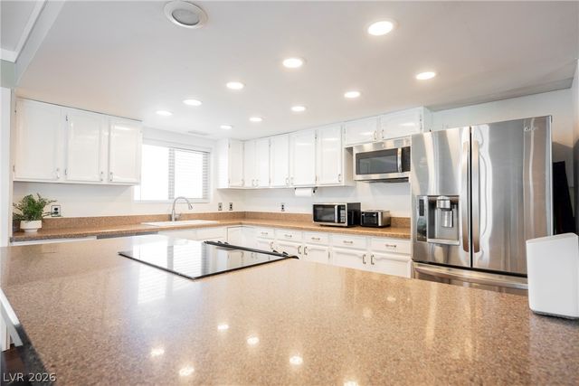 230 West Rochell Drive, Henderson, NV 89015