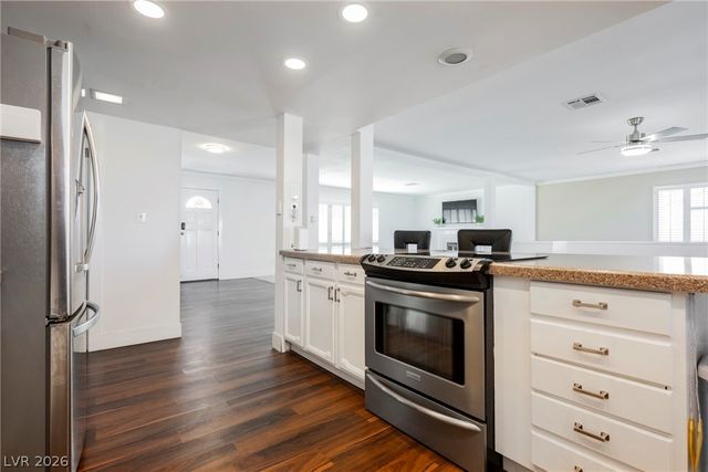 230 West Rochell Drive, Henderson, NV 89015