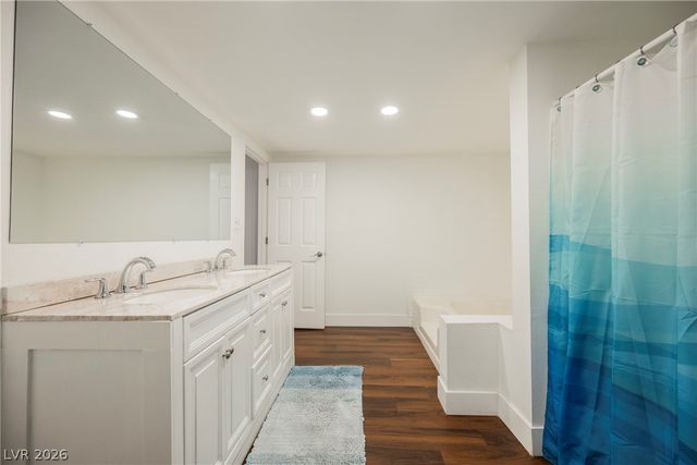 230 West Rochell Drive, Henderson, NV 89015