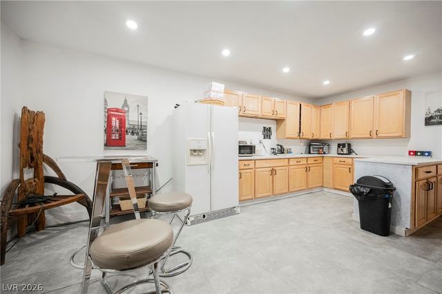 230 West Rochell Drive, Henderson, NV 89015