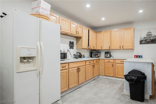 230 West Rochell Drive, Henderson, NV 89015