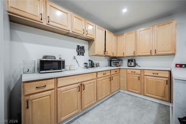 230 West Rochell Drive, Henderson, NV 89015