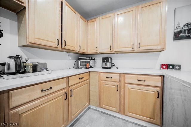 230 West Rochell Drive, Henderson, NV 89015