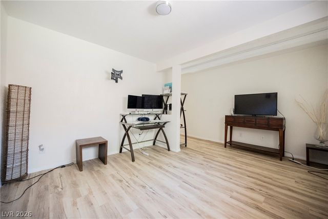 230 West Rochell Drive, Henderson, NV 89015