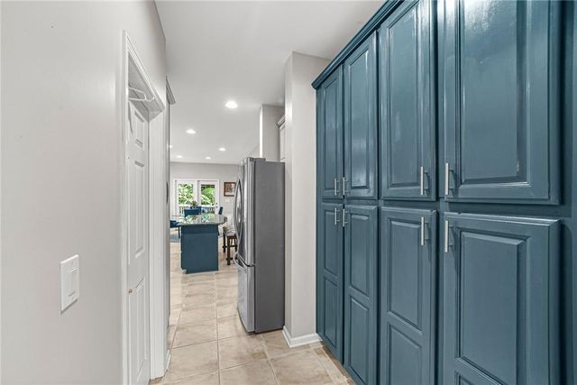 103 Thundering Hills Ridge, Canton, GA 30114