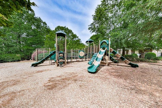 103 Thundering Hills Ridge, Canton, GA 30114