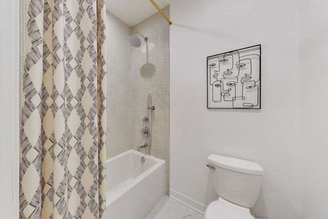 5114 S Kenwood Avenue 3B, Chicago, IL 60615