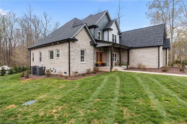 8158 Rob Roy Drive, Summerfield, NC 27358
