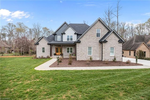 8158 Rob Roy Drive, Summerfield, NC 27358