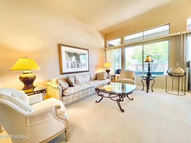 14734 N Burntwood Drive, Oro Valley, AZ 85755