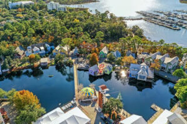 2011 Pine Island Circle, Miramar Beach, FL 32550