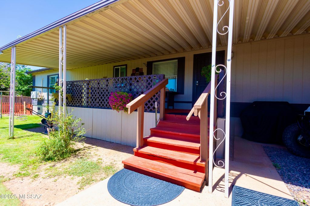 2429 E Carnation Street, Douglas, AZ 85607