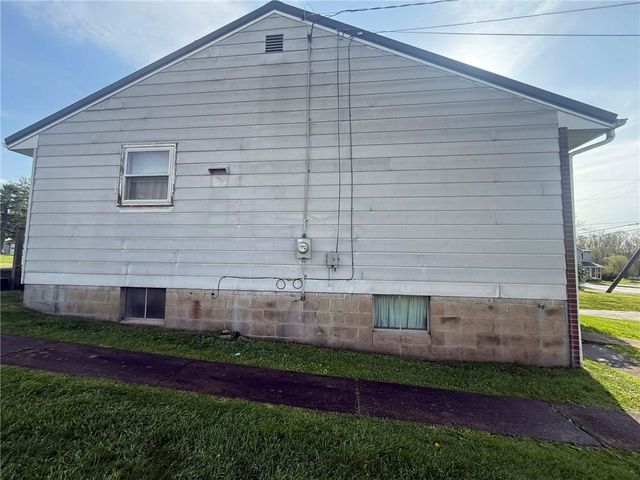 74 N MAIN STREET, Fairchance, PA 15436