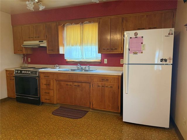 74 N MAIN STREET, Fairchance, PA 15436