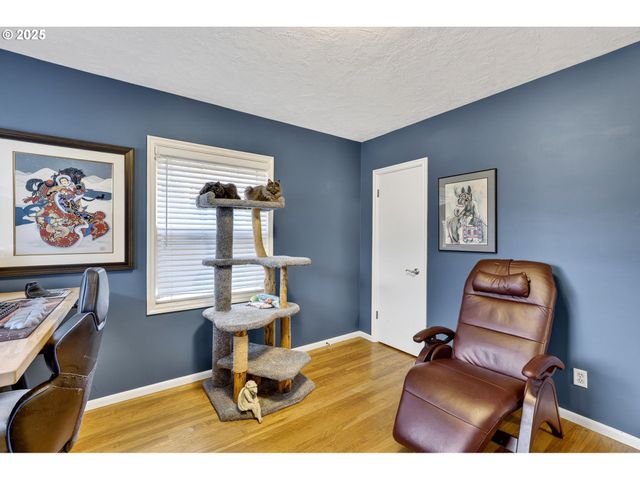 1323 Ne 60TH Ave, Portland, OR 97213