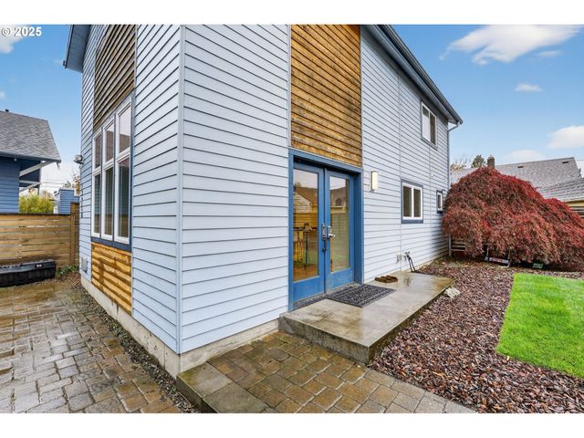 1323 Ne 60TH Ave, Portland, OR 97213