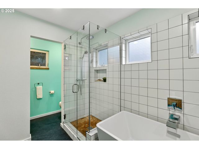 1323 Ne 60TH Ave, Portland, OR 97213