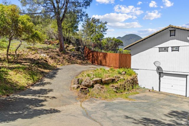 4805 Hawaina Way, Kelseyville, CA 95451
