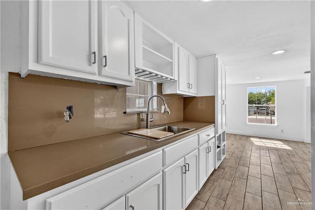 4122 Tagle Street, Edinburg, TX 78541