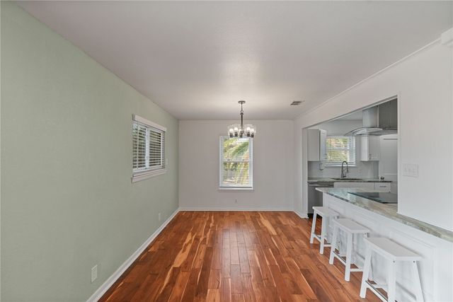 122 Riverdale Dr, Corpus Christi, TX 78418