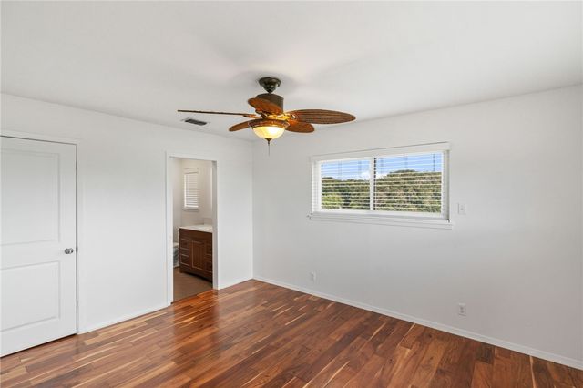 122 Riverdale Dr, Corpus Christi, TX 78418