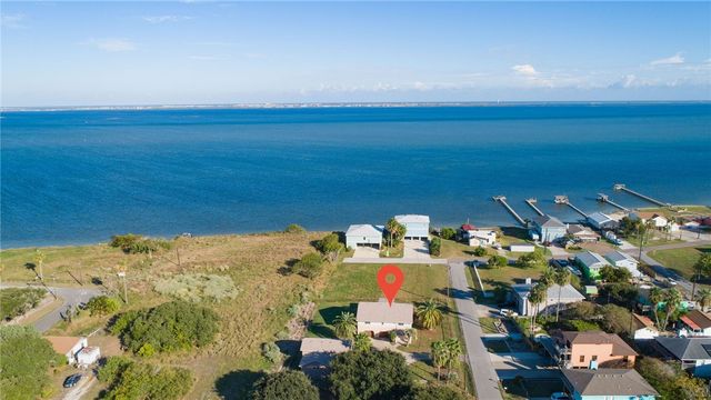122 Riverdale Dr, Corpus Christi, TX 78418