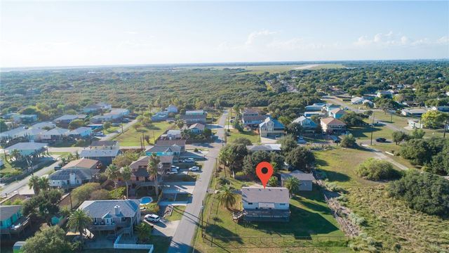 122 Riverdale Dr, Corpus Christi, TX 78418