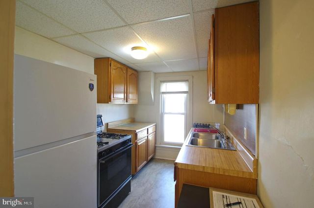 325 HIGH ST, Hanover, PA 17331