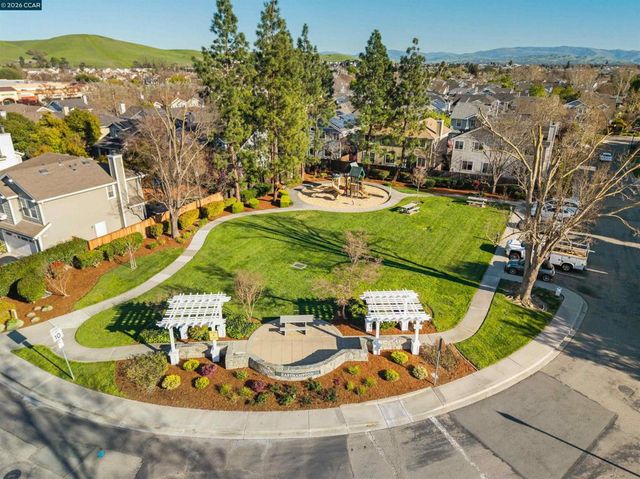 34 34 Elmwood Dr, San Ramon, CA 94583