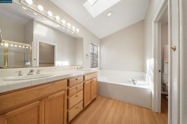 34 34 Elmwood Dr, San Ramon, CA 94583