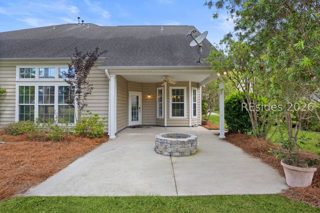 126 Pinecrest Cir, Bluffton, SC 29910