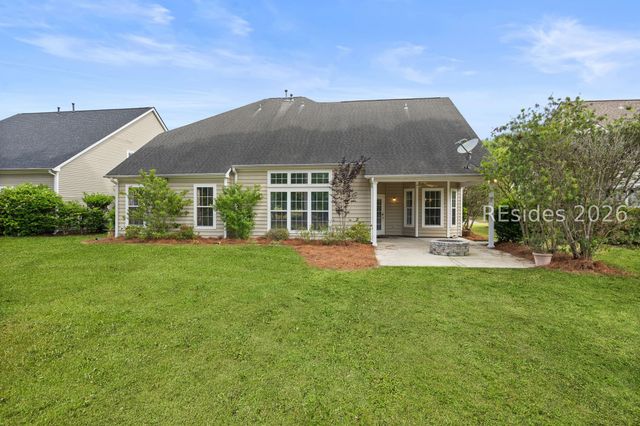 126 Pinecrest Cir, Bluffton, SC 29910