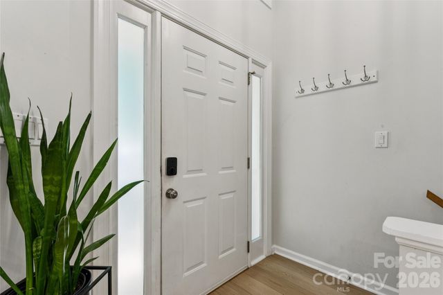14039 Queens Harbor Road, Charlotte, NC 28278