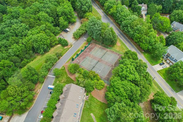 14039 Queens Harbor Road, Charlotte, NC 28278