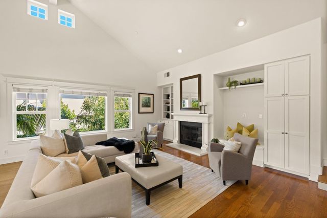 902 Fallen Leaf Way, Redwood City, CA 94062