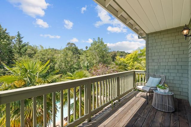 902 Fallen Leaf Way, Redwood City, CA 94062