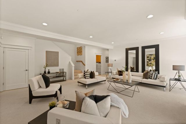 902 Fallen Leaf Way, Redwood City, CA 94062