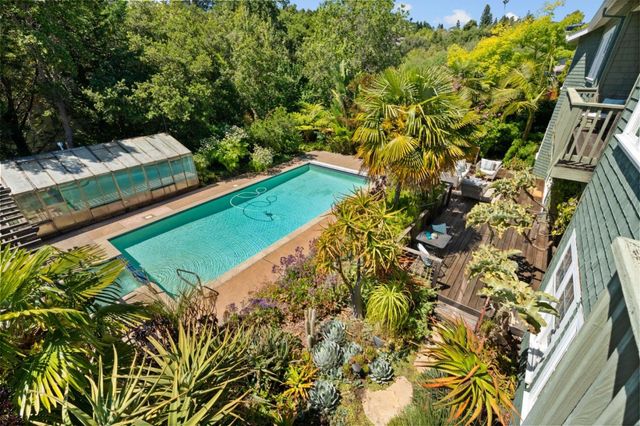 902 Fallen Leaf Way, Redwood City, CA 94062
