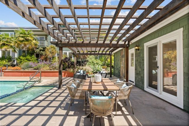902 Fallen Leaf Way, Redwood City, CA 94062