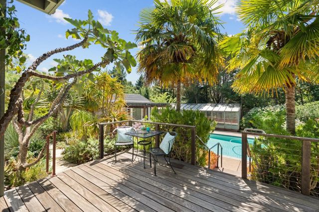 902 Fallen Leaf Way, Redwood City, CA 94062