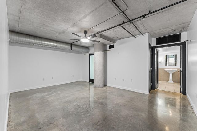 2000 Bagby Street 11416, Houston, TX 77002