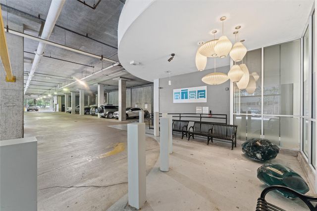 2000 Bagby Street 11416, Houston, TX 77002