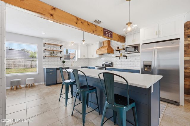 2308 LUANA Drive E, Jacksonville, FL 32246