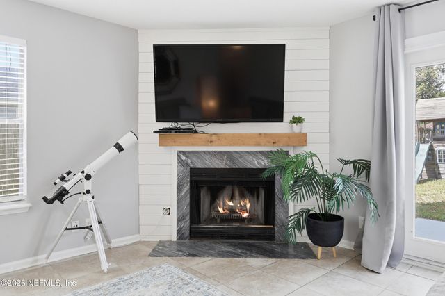 2308 LUANA Drive E, Jacksonville, FL 32246