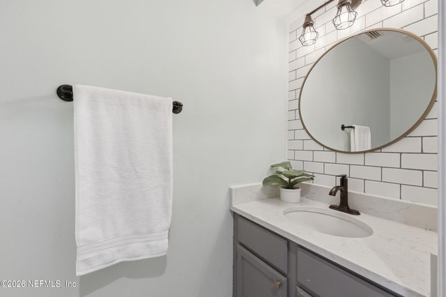 2308 LUANA Drive E, Jacksonville, FL 32246